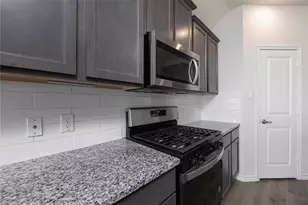 719 Cool Cyn Trl, Princeton, TX 75407 - Photo 11