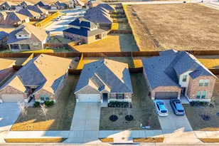 719 Cool Cyn Trl, Princeton, TX 75407 - Photo 29