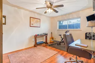 1822 E Cedar Elm Dr, Arlington, TX 76012 - Photo 23