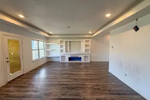 625 E Powell Ave, Fort Worth, TX 76104 - Photo 5