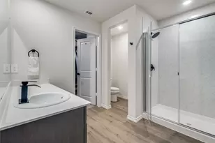 13193 Don Fisher Ln, Providence Village, TX 76227 - Photo 17