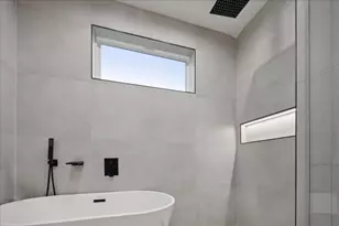 2327 Vagas St, Dallas, TX 75219 - Photo 11