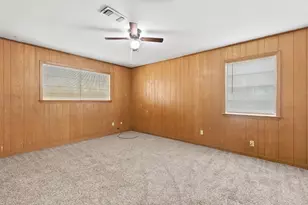 704 S Manson St, Wolfe City, TX 75496 - Photo 21