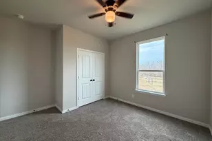 1035 Northern Oaks Ct, Springtown, TX 76082 - Photo 7