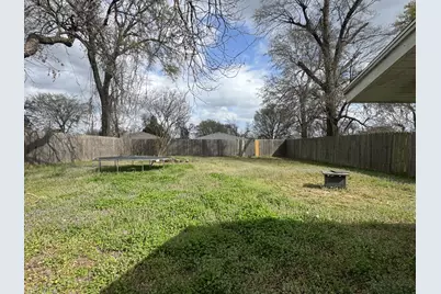 646 Fitzhugh, Paris, TX 75460 - Photo 19