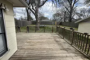 646 Fitzhugh, Paris, TX 75460 - Photo 17