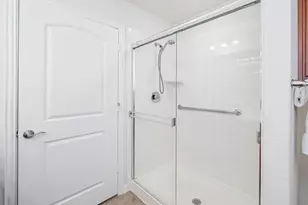 816 Hidden Eddy Dr, McKinney, TX 75071 - Photo 17