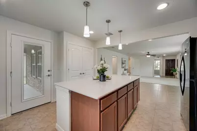 816 Hidden Eddy Drive, McKinney, TX 75071 - Photo 9