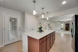 816 Hidden Eddy Dr, McKinney, TX 75071 - Photo 9