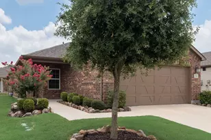 816 Hidden Eddy Dr, McKinney, TX 75071 - Photo 1