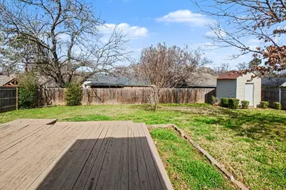 1024 S Riverside Drive, Grapevine, TX 76051 - Photo 21