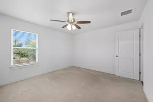 422 N Elliott St, Sherman, TX 75090 - Photo 11