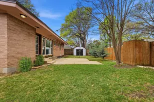 7329 Edgerton Dr, Dallas, TX 75231 - Photo 29