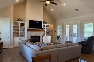 130 Demonbreun Ct, Chico, TX 76431 - Photo 17