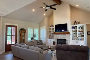 130 Demonbreun Ct, Chico, TX 76431 - Photo 15