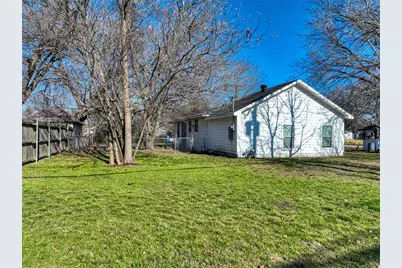 305 E Belt  Line Road, Wilmer, TX 75172 - Photo 3