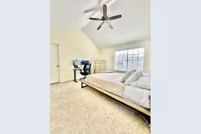 213 Cimarron Trail #1, Irving, TX 75063 - Photo 7