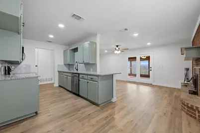 1204 Zahara Street, Bowie, TX 76230 - Photo 5