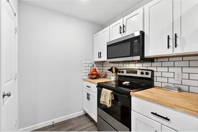 821 Sugartree Drive, Cleburne, TX 76031 - Photo 9