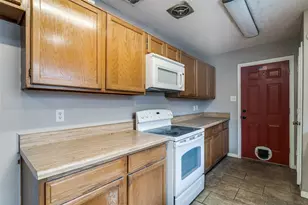 2621 Independence Dr, Mesquite, TX 75150 - Photo 9