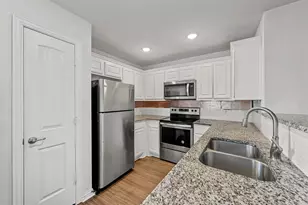 727 W Johnson St, Denison, TX 75020 - Photo 5