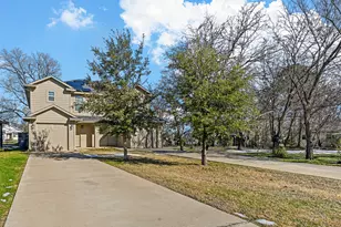 727 W Johnson St, Denison, TX 75020 - Photo 19