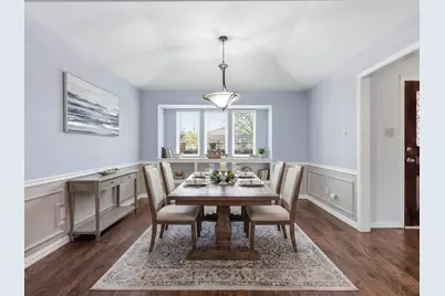 2018 Robin Hill Lane, Carrollton, TX 75007 - Photo 5