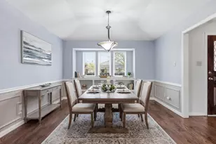 2018 Robin Hill Ln, Carrollton, TX 75007 - Photo 5