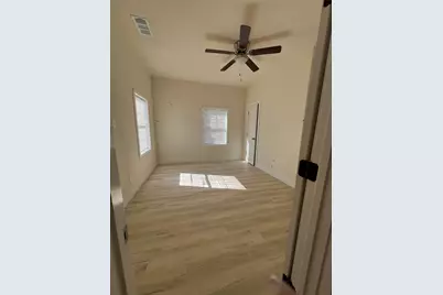 705 E 1st North Street, Kaufman, TX 75142 - Photo 9