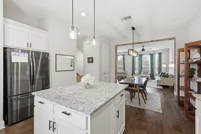 111 W Walters Street, Lewisville, TX 75057 - Photo 19