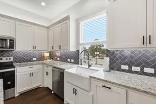 111 W Walters St, Lewisville, TX 75057 - Photo 15