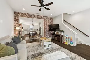 111 W Walters St, Lewisville, TX 75057 - Photo 3