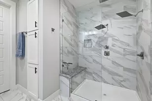 111 W Walters St, Lewisville, TX 75057 - Photo 11