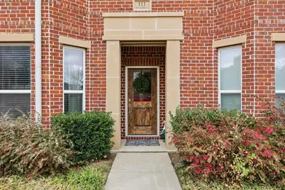 111 W Walters Street, Lewisville, TX 75057 - Photo 3