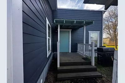 406 E Main Street, Wortham, TX 76693 - Photo 21