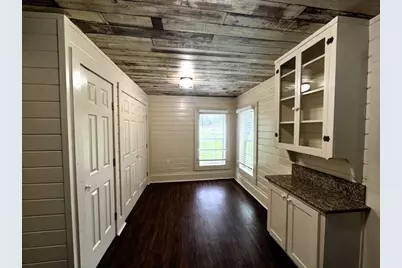 406 E Main Street, Wortham, TX 76693 - Photo 17