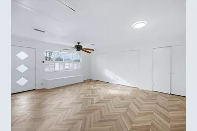 514 W Ridgewood Drive, Garland, TX 75041 - Photo 17