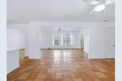 514 W Ridgewood Drive, Garland, TX 75041 - Photo 9