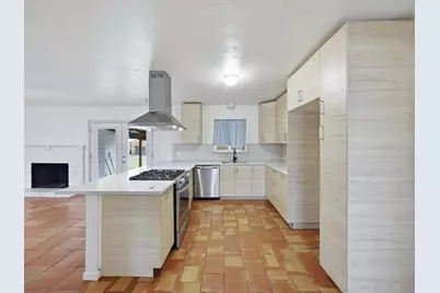 514 W Ridgewood Drive, Garland, TX 75041 - Photo 13