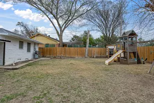 514 W Ridgewood Dr, Garland, TX 75041 - Photo 35