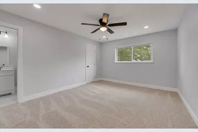 2015 Rose Hill Road, Carrollton, TX 75007 - Photo 15