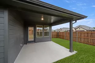 930 Madeline Ln, Cleburne, TX 76033 - Photo 5