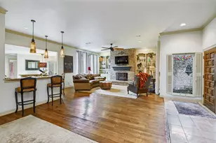 1632 Banbury Ln, Carrollton, TX 75006 - Photo 7