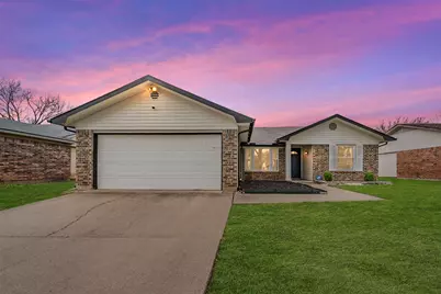 3808 Glengate Drive, Arlington, TX 76016 - Photo 1