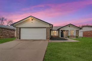 3808 Glengate Dr, Arlington, TX 76016 - Photo 1