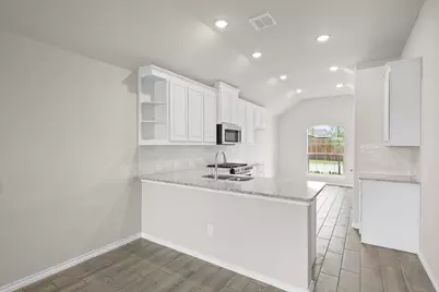 806 Misty Lane, Cleburne, TX 76033 - Photo 3