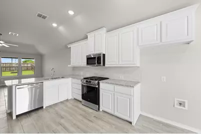 806 Misty Lane, Cleburne, TX 76033 - Photo 7