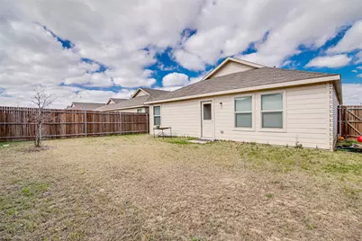 1105 Wildflower Street, Ennis, TX 75119 - Photo 25