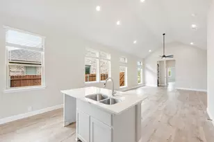 1017 River Oaks Dr, Godley, TX 76044 - Photo 15