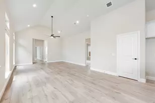 1017 River Oaks Dr, Godley, TX 76044 - Photo 17